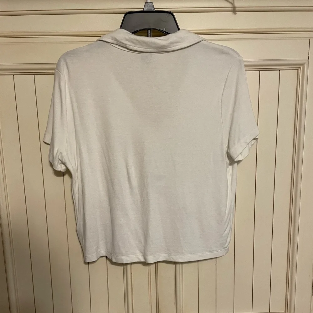 Cropped white polo shirt - Picture 3 of 3